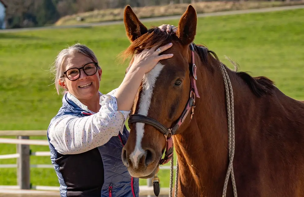 Sabrina-Wenzel-Masterson-Method-Pferdetherapie-Pferdephysiotherapie-Physiotherapie-fuer-Pferde-Rosenheim-Muenchen-Oberbayern-About